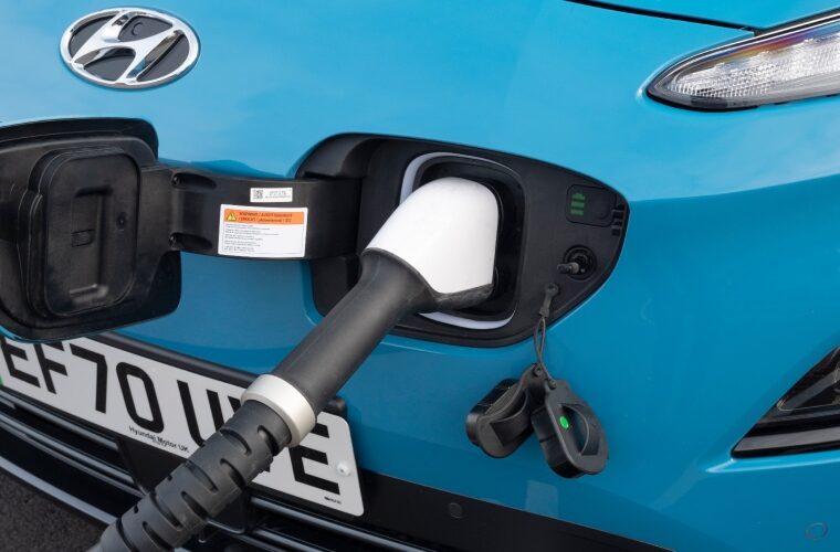 Now’s time for independent garages to consider EV, industry experts say