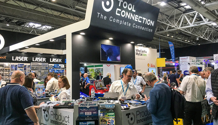 Tool Connection Show Stand