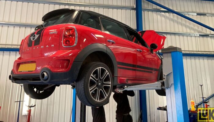 Mini Countryman clutch and flywheel replacement