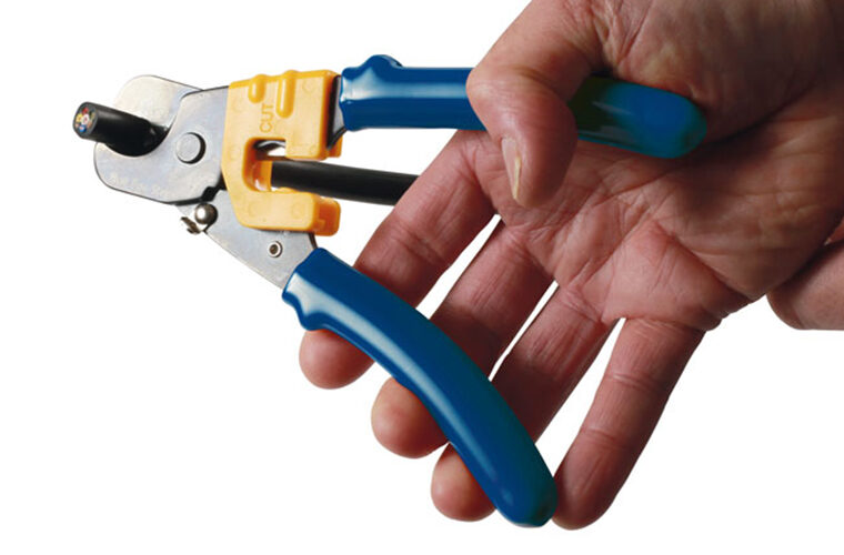 Sturdy and versatile twin-jaw cable cutters from Laser Tools