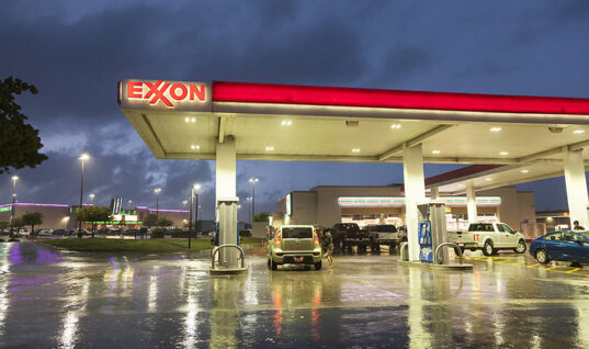 ExxonMobil to pay mechanic cancer compensation in U.S.