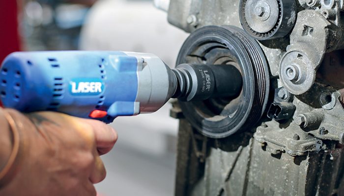 Laser Tools unveil weighted sockets for easier crankshaft pulley removal