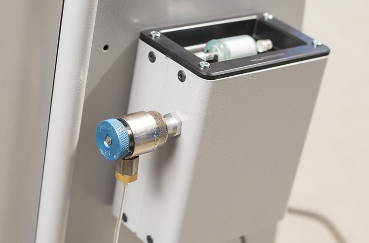 Ensure refrigerant purity with an External Gas Analyser