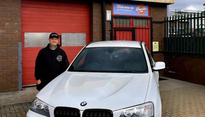 Young Hull mechanic opens garage in father’s memory with community focus