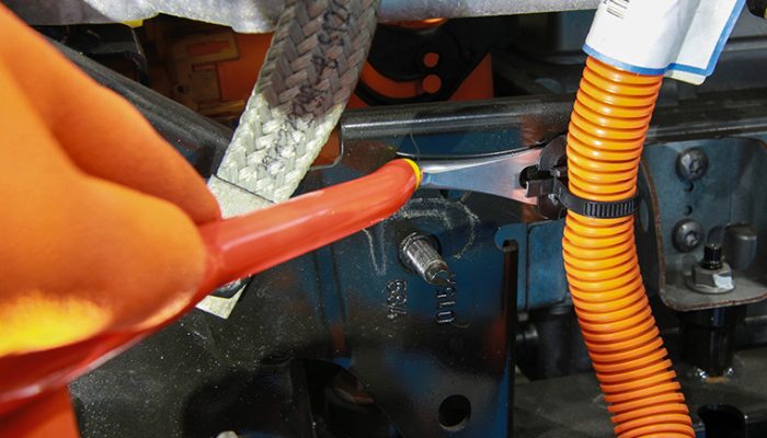 Laser Tools expands EV range with new insulated trim and cable clip lever