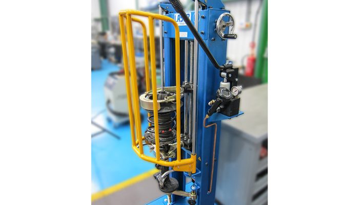 Hydraulic spring compressor from Laser Tools